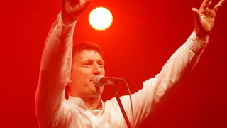 Zvuci klapske pjesme, riba na mnoštvo načina, sretna lica posjetitelja slika su ribljeg dana na prvom Jarun Piknik festivalu. Tomislav Bralić i klapa Intrade, Marijan Ban i Diktatori u Zagreb su donijeli dašak svježeg morskog zraka.