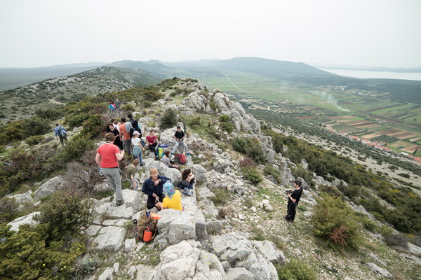 Drugi Planinarski pohod “Hajdemo do Vrane” 2. travnja 2016. Foto: Vinko Pešić