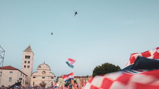 Zadar priredio čudesan doček svojim Vatrenim herojima (1)