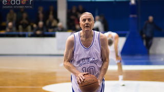Fešta u povodu 80. rođendana Pina Giergie: Vetarani KK Zadar – Veterani KK Olimpija Fešta u povodu 80. rođendana Pina Giergie: Vetarani KK Zadar – Veterani KK Olimpija