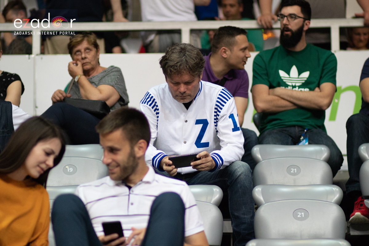 Polufinale doigravanja HT Premijer lige, 1. utakmica: KK Zadar – KK Cibona 89-78