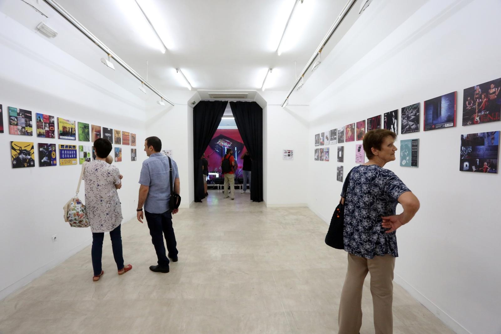 Otvorenje izložbe “Ri rock papiri”