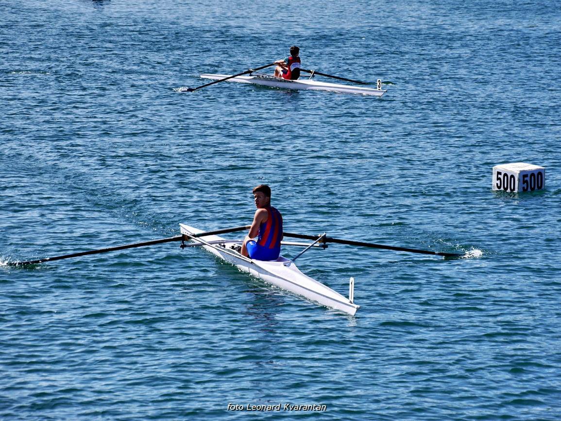 U uvali Jazine održana 3. regata veslačkog mini kupa Dalmacije U uvali Jazine održana 3. regata veslačkog mini kupa Dalmacije