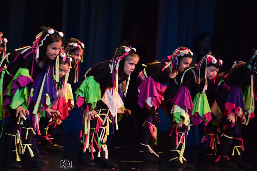 Plesna udruga Gesta: Bajka.hr