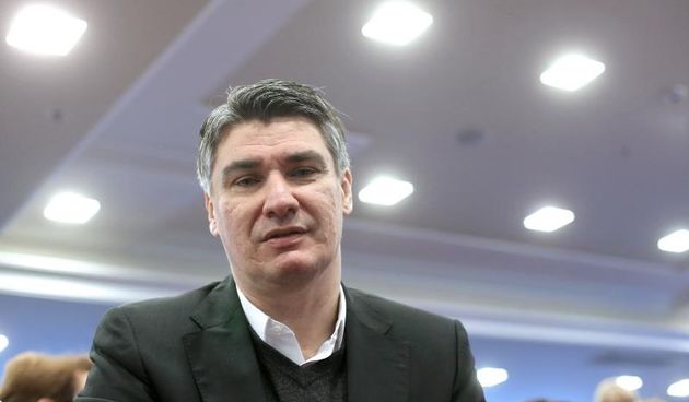 Zagreb – 14. Izvjestajno-tematska skupstina Socijaldemokratskog foruma zena u hotelu Four Points-Panorama. U radu skupstine sudjelovao je premijer SDP-a Zoran Milanovic. Photo: Sanjin Strukic/PIXSELL