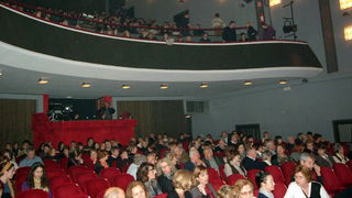 Slovensko mladinsko gledalisce: Zlocin i kazna u HKK Zadar