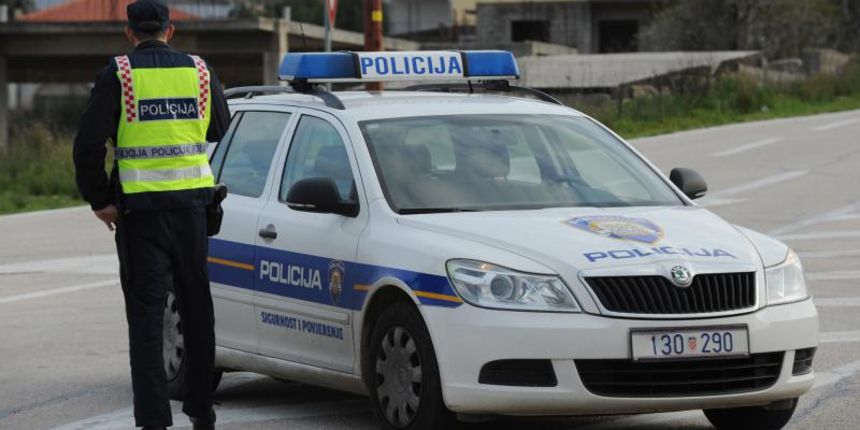Policija – kontrola prometa Policija – kontrola prometa