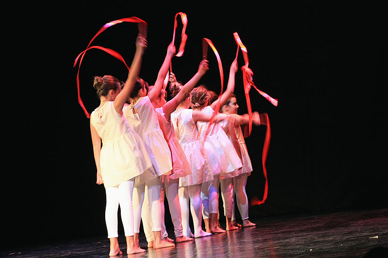 HKK Zadar – Plesna predstava: “Problemi jedne klinceze” (foto: Marin Gospić)