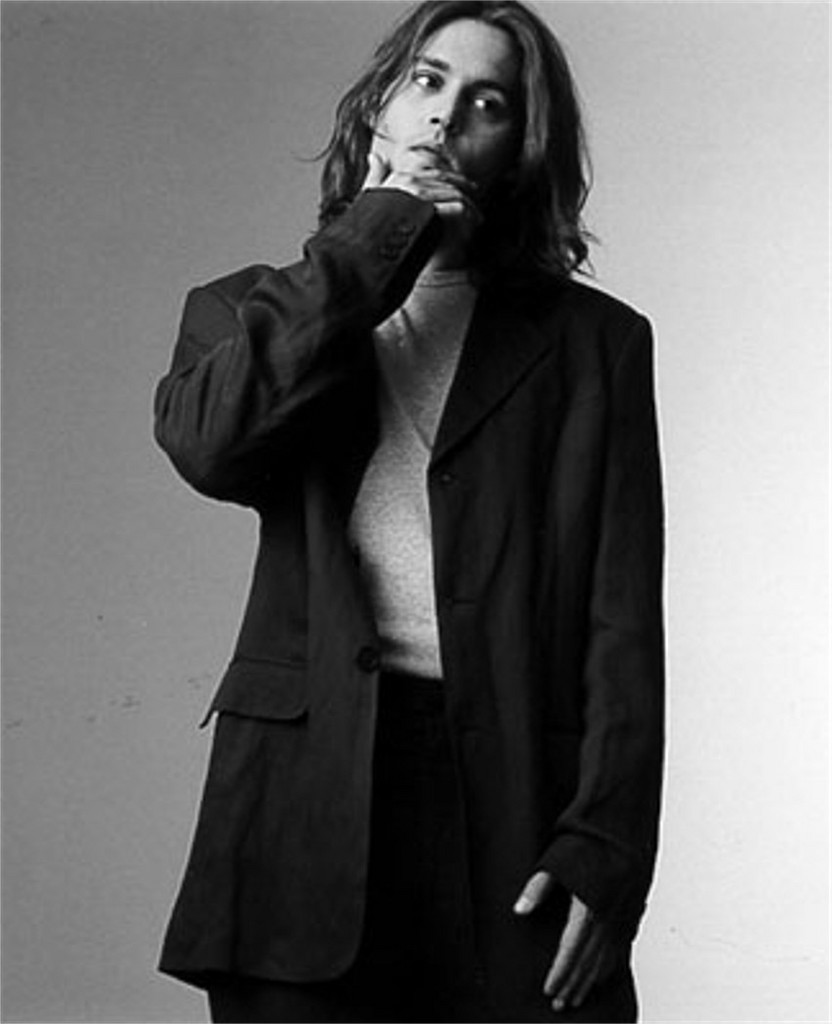 Johnny Depp 93: 218J-012-007
Los Angeles, CA, USA 1993