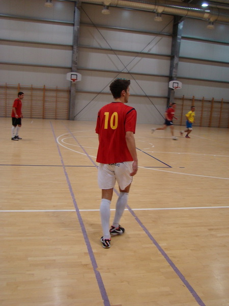 Image 841835 (auto) Image 841835 (auto)