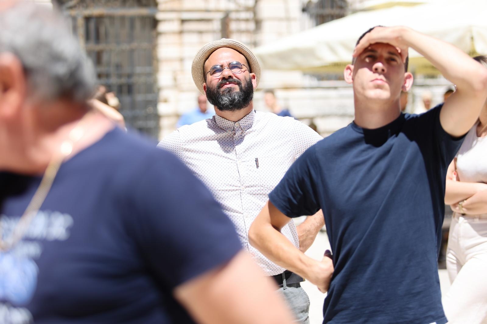 Veliki požar izbio u zgradi na Narodnom trgu Veliki požar izbio u zgradi na Narodnom trgu