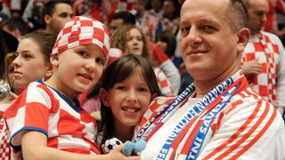 Bec, 310110.
Austrija je domacin EURO 2010 u rukometu od 19-31 01.10. U Becu se igraju utakmice poufinala i finala. Polufinale su izborile reprezentacije Islanda, Francuske, Poljske i Hrvatske. U polufinalnim utakmicama finale su izborile reprezentacije F