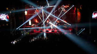 Karlovacko live: Halid Beslic i Crvena jabuka u dvorani Kresimir Cosic u Zadru, Foto: Leo Banic Karlovacko live: Halid Beslic i Crvena jabuka u dvorani Kresimir Cosic u Zadru, Foto: Leo Banic