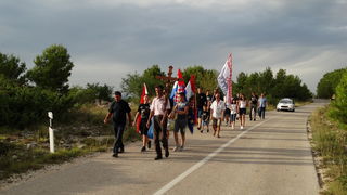 Molitvena hodnja “Koracima nade u istinu”, tradicija koja ne blijedi Molitvena hodnja “Koracima nade u istinu”, tradicija koja ne blijedi