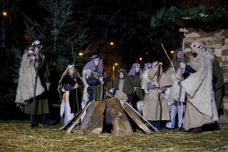 Zagreb – Zupa bl. Ivana Merza u sklopu zivih jaslica na krizanju Zagrebacke avenije i Zagrebacke ulice organizirala je “Rodjenje Bozica u Spanskom”, scenski prikaz Isusova rodjenja. Photo: Igor Kralj/PIXSELL