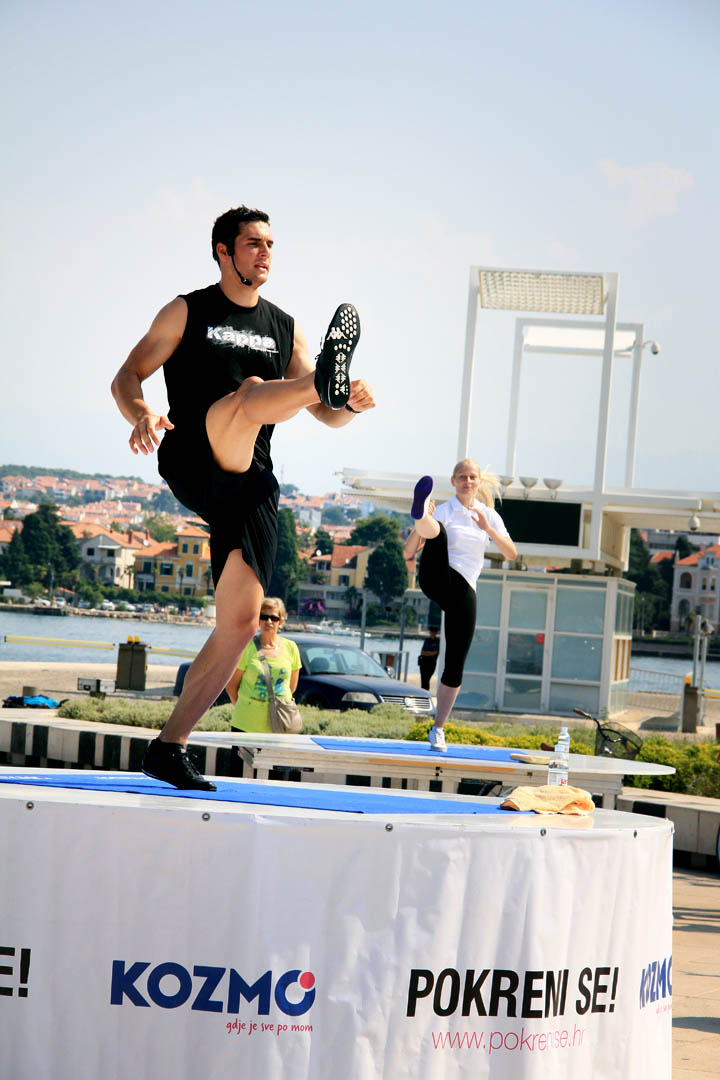 Pokreni se na Pozdravu suncu