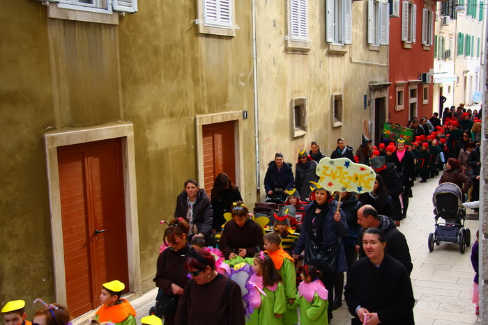 Karnevalić Radija 057, 8. veljače 2013. foto: Čedo Kaica Karnevalić Radija 057, 8. veljače 2013. foto: Čedo Kaica