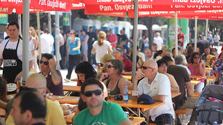 Prvenstvo u roštiljanju na zadarskoj Rivi (foto:Saša Čuka) Prvenstvo u roštiljanju na zadarskoj Rivi (foto:Saša Čuka)