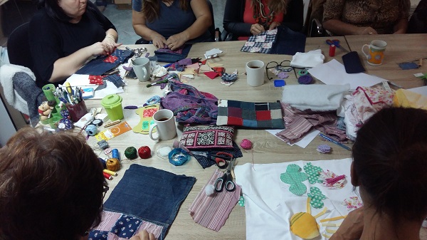 Eko Zadar: Radionica kreativnog recikliranja tekstila “Pačvork (Patchwork)- slikanje krpicama” Eko Zadar: Radionica kreativnog recikliranja tekstila “Pačvork (Patchwork)- slikanje krpicama”