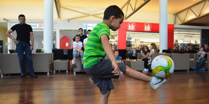 Supernova: Nogometno ludilo i izvlačenje dobitnika automobila Audi A1 Supernova: Nogometno ludilo i izvlačenje dobitnika automobila Audi A1