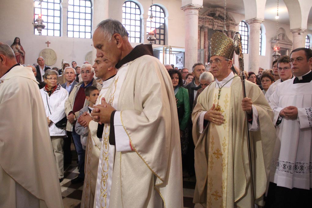 Svečano misno slavlje povodom blagdana sv. Šimuna, foto: Iva Perinčić Svečano misno slavlje povodom blagdana sv. Šimuna, foto: Iva Perinčić