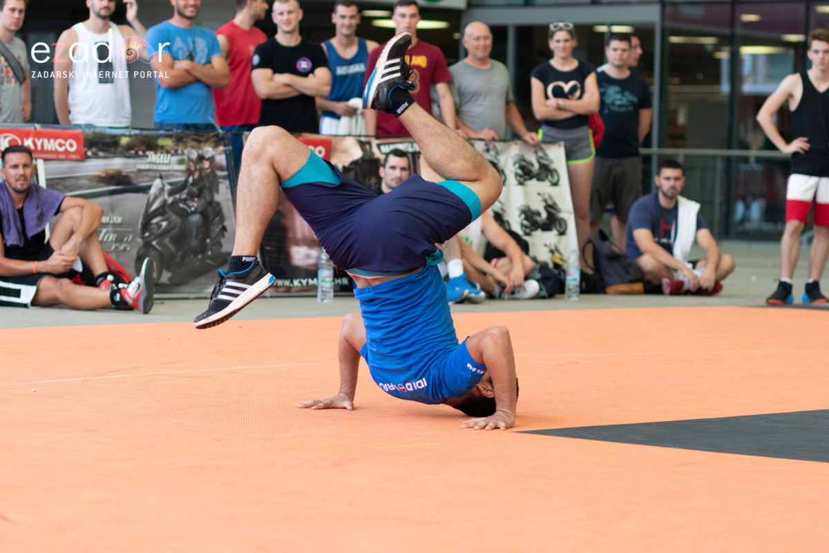 3×3 Basket Tour @ City Galleria