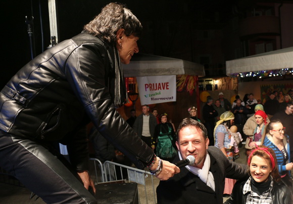 Virski karneval & maškare: Plesna maškarana fešta uz Jasmina Stavrosa