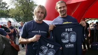 Zagreb, 190910.
Danas se na malom Jarunskom jezeru odrzava humanitarna manifestacija Terry Fox Run koja je pod pokroviteljstvom predsjednika drzave Ive Josipovica, Vlade RH i Grada Zagreba. Gradjani mogu sudjelovati trcanjem, hodanjem, rolanjem i voznjom