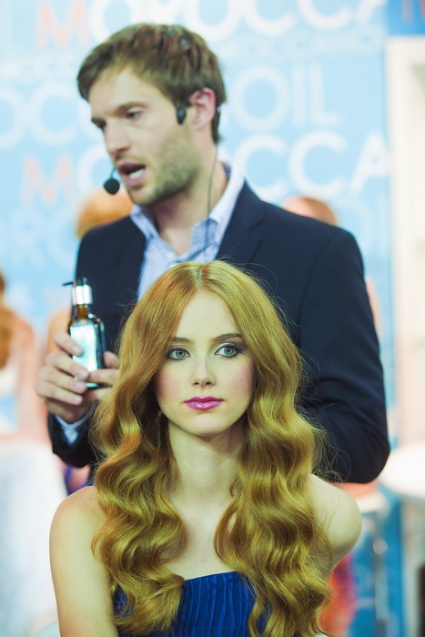 Zagreb, 250911.
U Areni Zagreb 24. i 25.09. odrzava se Beauty i Lifestyle Show, sajam ljepote.
Na slici: Steven Turpin, stilist za Maroccan oil.
Foto: Neja Markicevic / CROPIX Zagreb, 250911.
U Areni Zagreb 24. i 25.09. odrzava se Beauty i Lifestyle Show, sajam ljepote.
Na slici: Steven Turpin, stilist za Maroccan oil.
Foto: Neja Markicevic / CROPIX