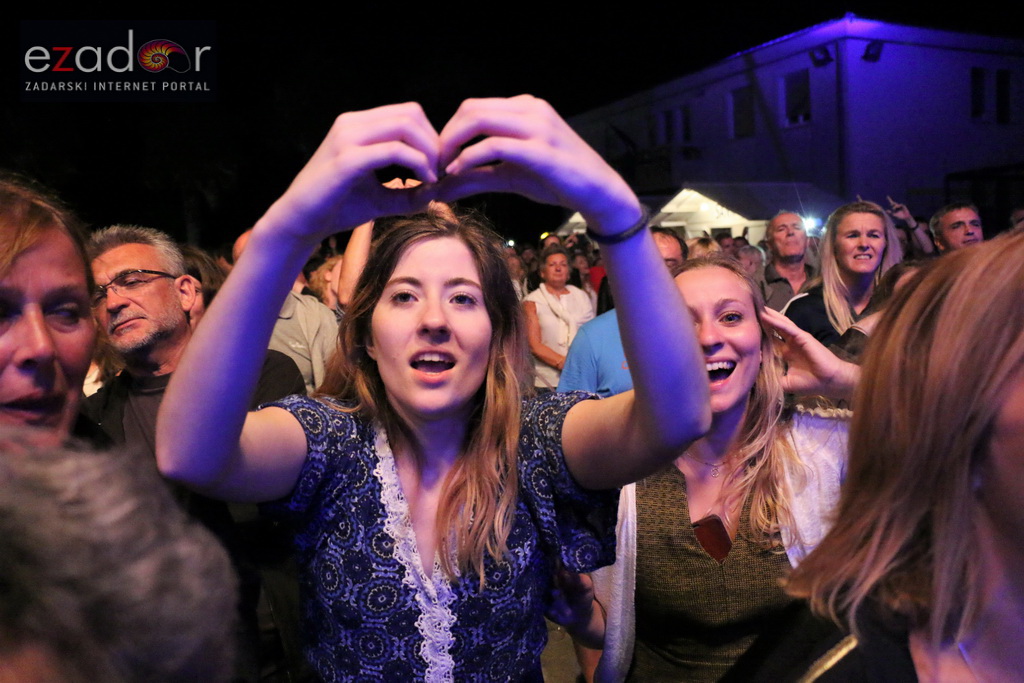 Parni valjak Viranima priredio vrhunsku dvosatnu glazbenu poslasticu Parni valjak Viranima priredio vrhunsku dvosatnu glazbenu poslasticu
