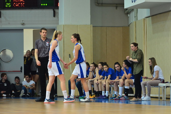 SC Višnjik, dvorana 3. Finale doigravanja za prvaka Hrvatske: ŽKK Zadar – ŽKK Medveščak 54-76 SC Višnjik, dvorana 3. Finale doigravanja za prvaka Hrvatske: ŽKK Zadar – ŽKK Medveščak 54-76