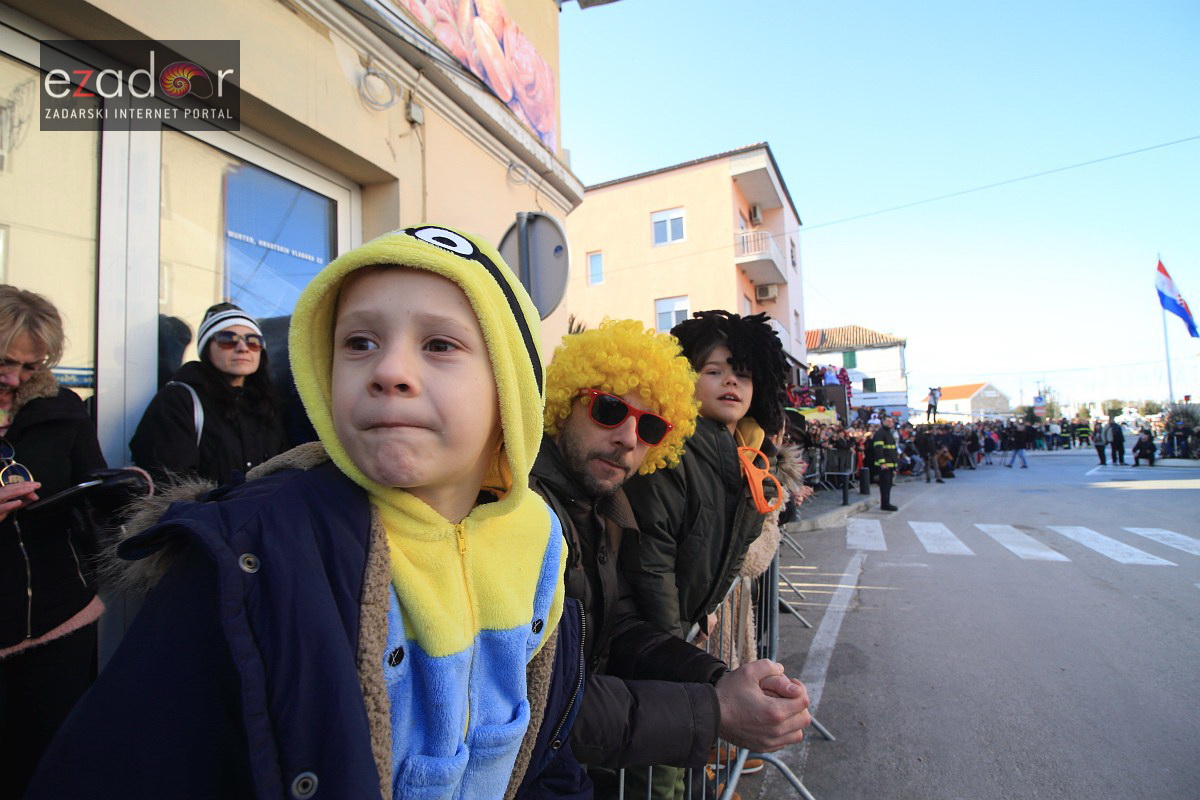 Maškarana povorka Velike Bake u Murteru
