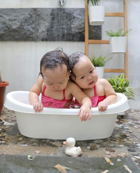 Image 1359143 (auto) Image 1359143 (auto)