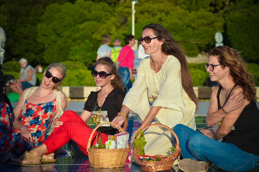 Festival smokava na Pozdravu suncu Festival smokava na Pozdravu suncu