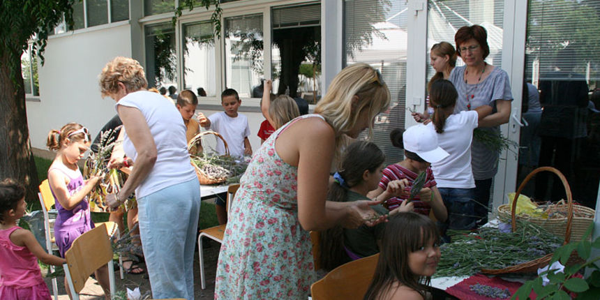 GKZD: Dječja radionica izrade stručaka i jastučića od lavande, Foto: Lucija Juravić GKZD: Dječja radionica izrade stručaka i jastučića od lavande, Foto: Lucija Juravić