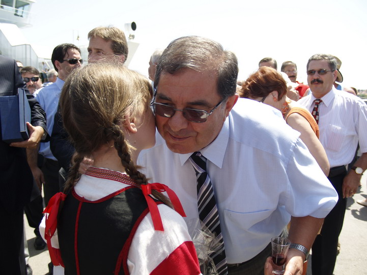 OLYMPUS DIGITAL CAMERA OLYMPUS DIGITAL CAMERA