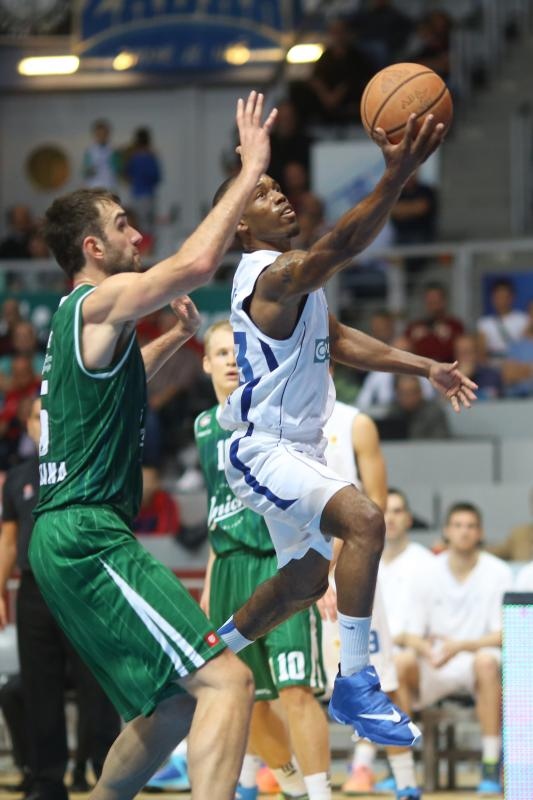 Dvorana Krešimir Ćosić u Zadru: ABA liga, 7. kolo, KK Zadar – KK Union Olimpija 60-67. Photo: Filip Brala/PIXSELL Dvorana Krešimir Ćosić u Zadru: ABA liga, 7. kolo, KK Zadar – KK Union Olimpija 60-67. Photo: Filip Brala/PIXSELL