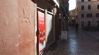 Zatvorene butige i poluprazan zadarski Poluotok Zatvorene butige i poluprazan zadarski Poluotok