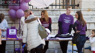 Zadarski Palčići pustili u zrak stotine ljubičastih balona