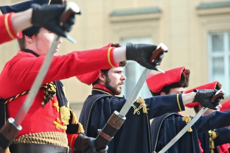 Zagreb: !8. listopada – Međunarodni dan kravate Zagreb: !8. listopada – Međunarodni dan kravate