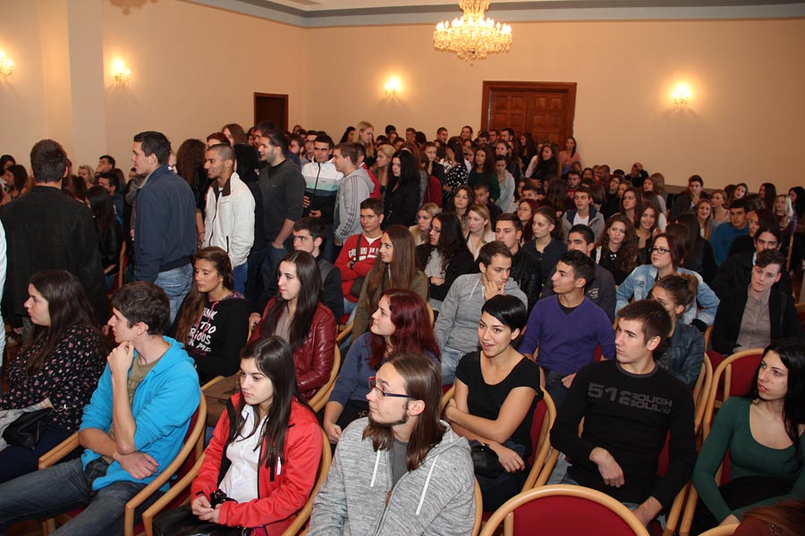 Susret studenata prve godine studija s Rektorom, foto: Iva Perinčić