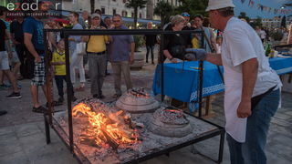 Otvoren 12. biogradski Gastro stol Otvoren 12. biogradski Gastro stol