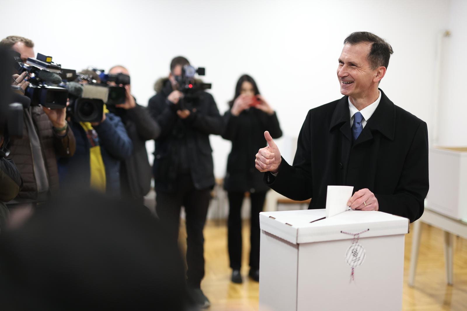 Dragan Primorac u drugom krugu glasovao na predsjedničkim izborima