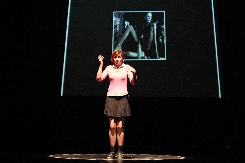 U suradnji HNK Zadar i Kazališne udruge “Igrajmo se” premijerno je izvedena predstava “Sasvim sam popubertetio” u režiji Žane Bumber. foto: Iva Perinčić U suradnji HNK Zadar i Kazališne udruge “Igrajmo se” premijerno je izvedena predstava “Sasvim sam popubertetio” u režiji Žane Bumber. foto: Iva Perinčić