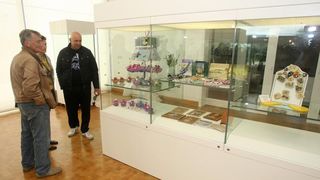 Udruga inovatora Zadarske zupanije organizirator je manifestacije pod nazivom 1. nacionalni i 4. zupanijski Festival suvenira Zadarske zupanije. Izlozba ima natjecateljski karakter. Photo: Dino Stanin/PIXSELL