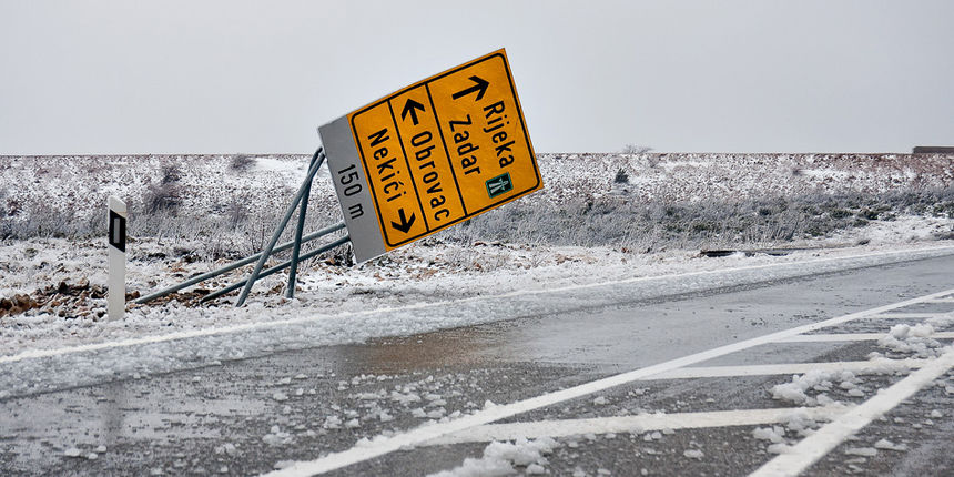 Učinci jedne od “marčanih bura” 2010. godine, foto: Ivan Toman Učinci jedne od “marčanih bura” 2010. godine, foto: Ivan Toman