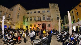 FIMBA After party na Narodnom trgu uz bend Songbusters FIMBA After party na Narodnom trgu uz bend Songbusters