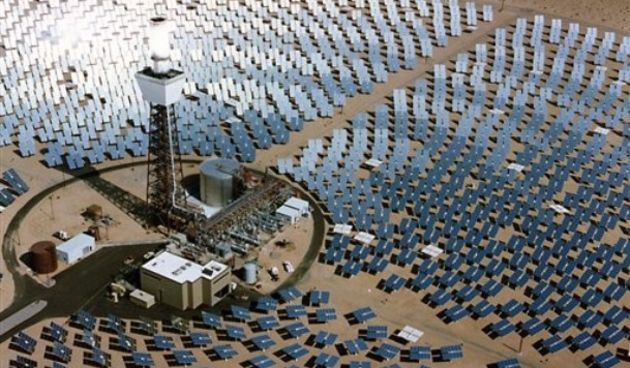 Solarna elektrana (foto: cache.daylife.com)