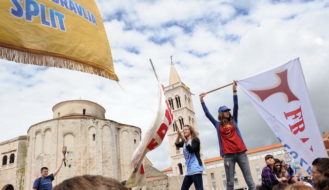 Zadar, 080510.
Zadar je domacin Susreta katolicke mladezi 2010. 
Susret ce trajati dva dana a u njemu ce sudjelovati preko 30.000 mladih iz Hrvatske i svijeta. 
Foto: Andrija Lucic / CROPIX