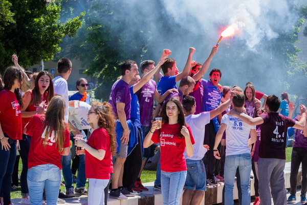 Ludijada maturanata na zadarskoj rivi 17. svibnja 2016. Foto: Bojan Bogdanić